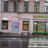 mini-hotel in St Petersburg met zeer verstopte toegangsdeur