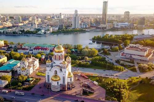 Jekaterinburg, kathedraal op het bloed (v/d tsarenfamilie)